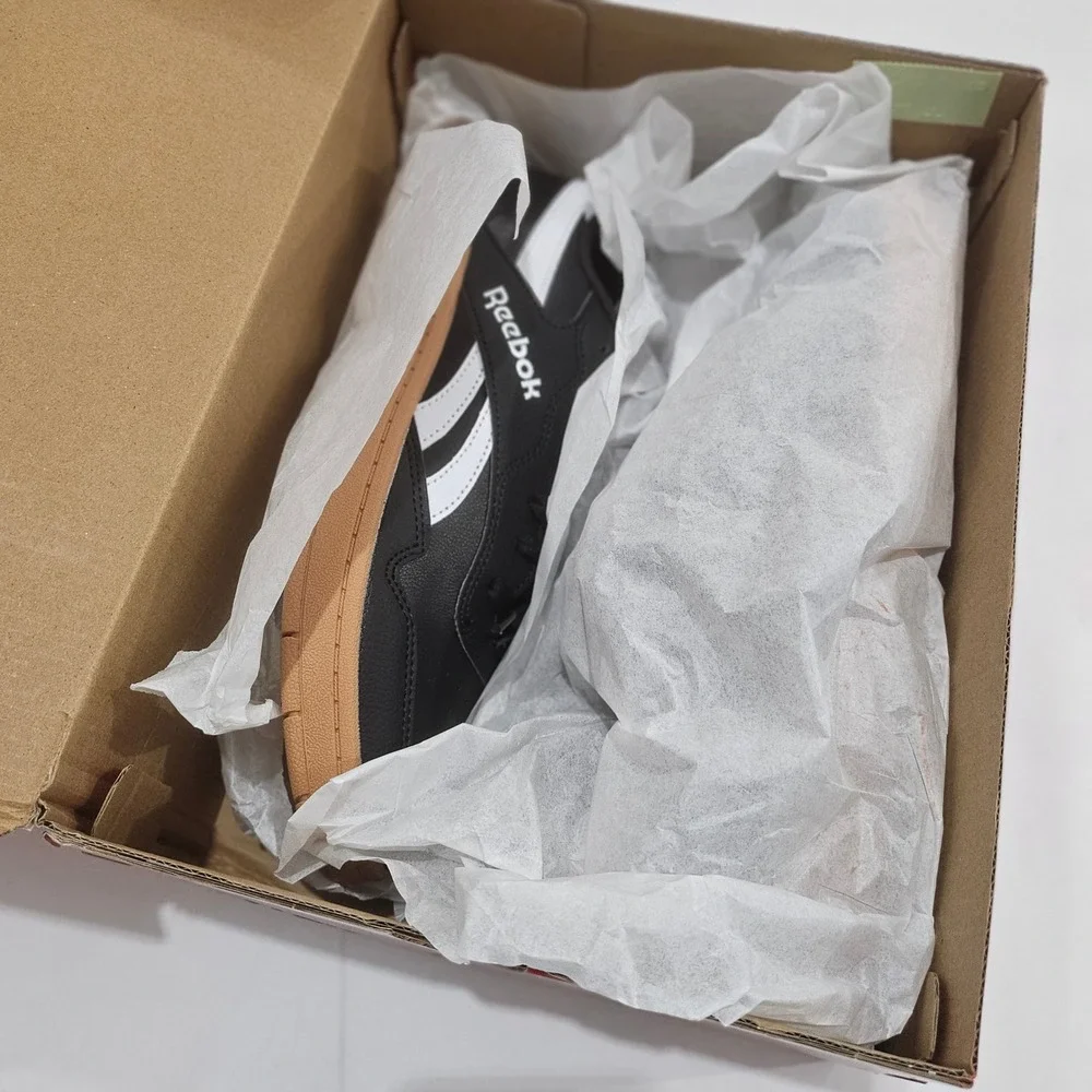 Reebok BB 1000 Unisex Basketball Sneakers Black White Gum Mens 9 W 10.5 NWT